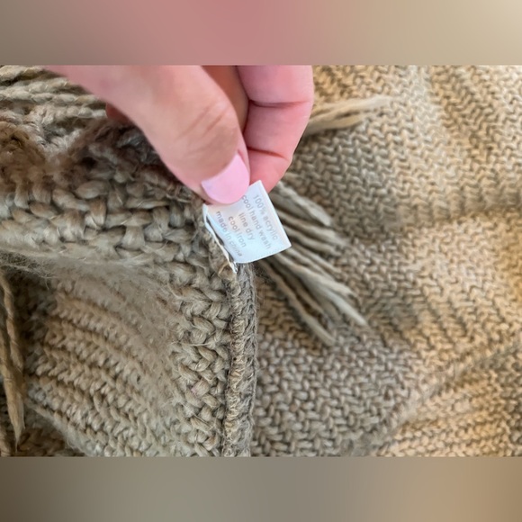 Sweater wrap - Picture 2 of 4